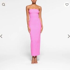 SKIMS Tube Dress Size Small Neon Orchid